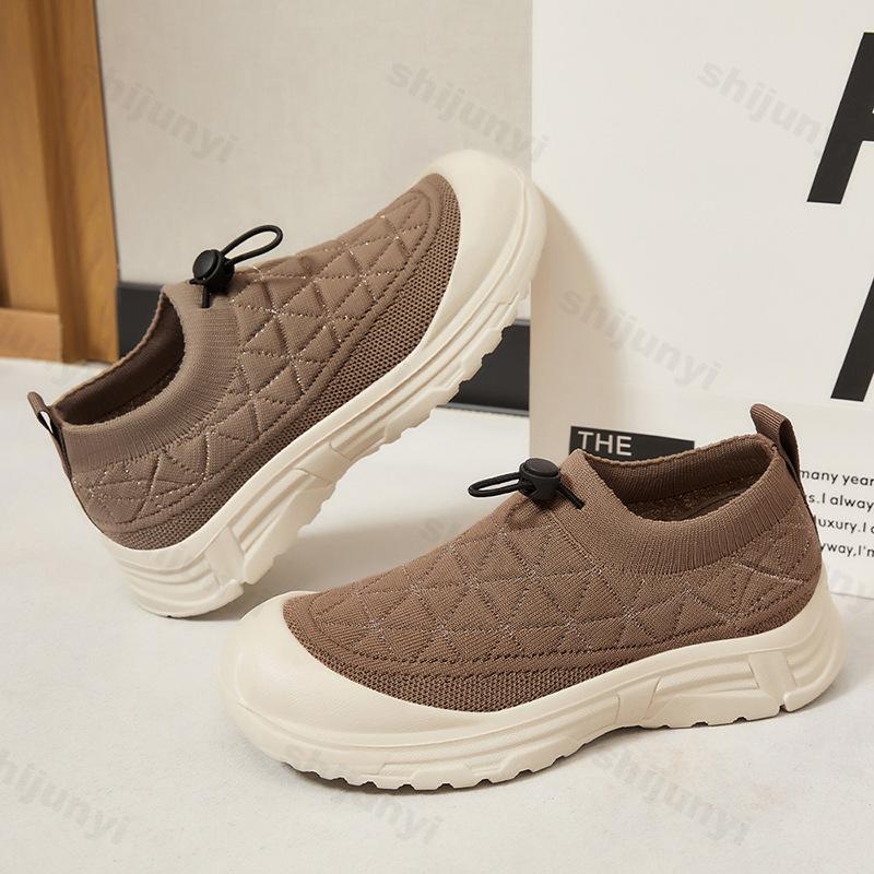 Women's Shoes 2025 Spring New Soft Soled Lightweight Slip on Flats Comfortable Fashion Women's Fly Weave Shoes Casual Shoes