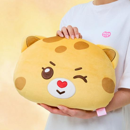ILLIT DEARLIT Cushion