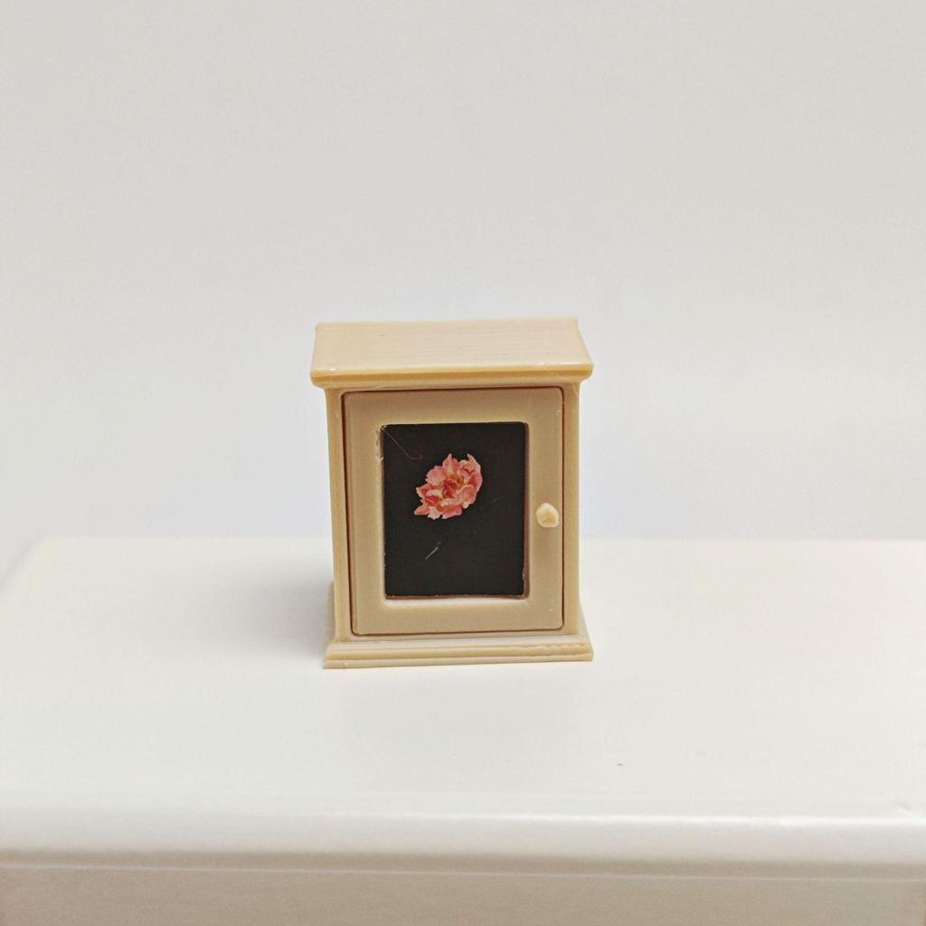 1/12 Scale Dollhouse Miniature Wall Cabinet with Food Toys and Ornaments