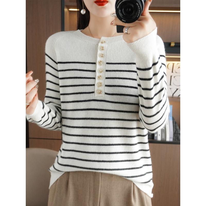 

Autumn and winter new striped crew neck buckle women s long-sleeved knitted sweater top contrasting color strip pullover bottoming shirt S