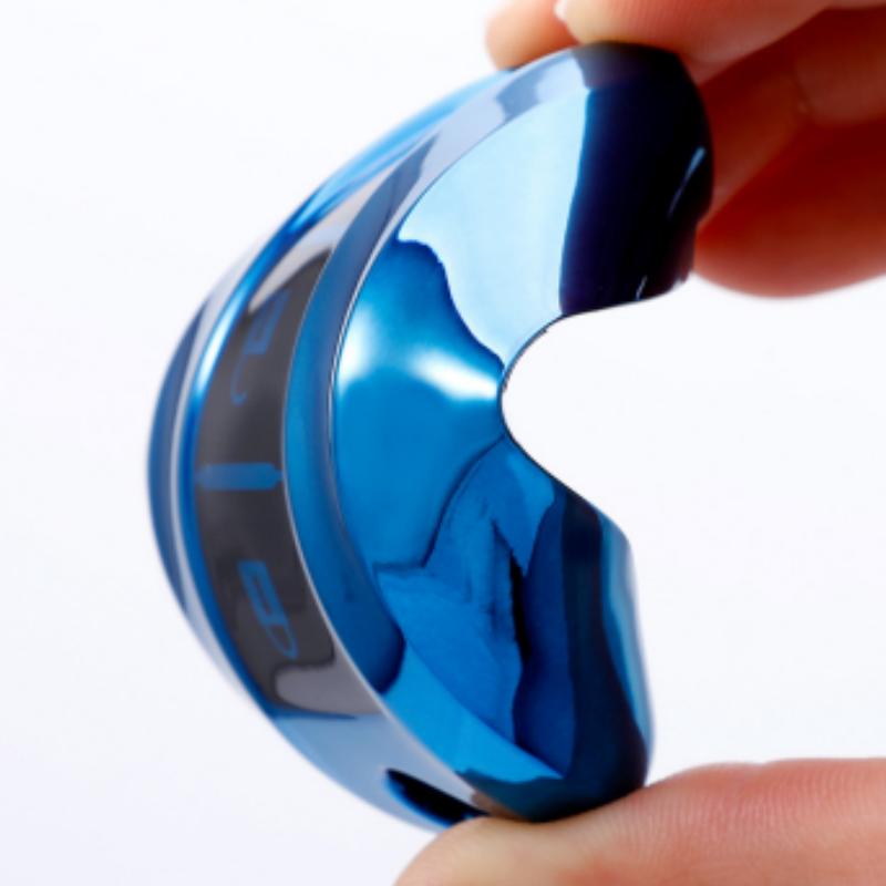 TPU Car Smart Key Cover Case Bag For Suzuki Baleno Ertiga Ciaz Ignis Kizashi Swift SX4 S-cross Vitars Protector Keychain