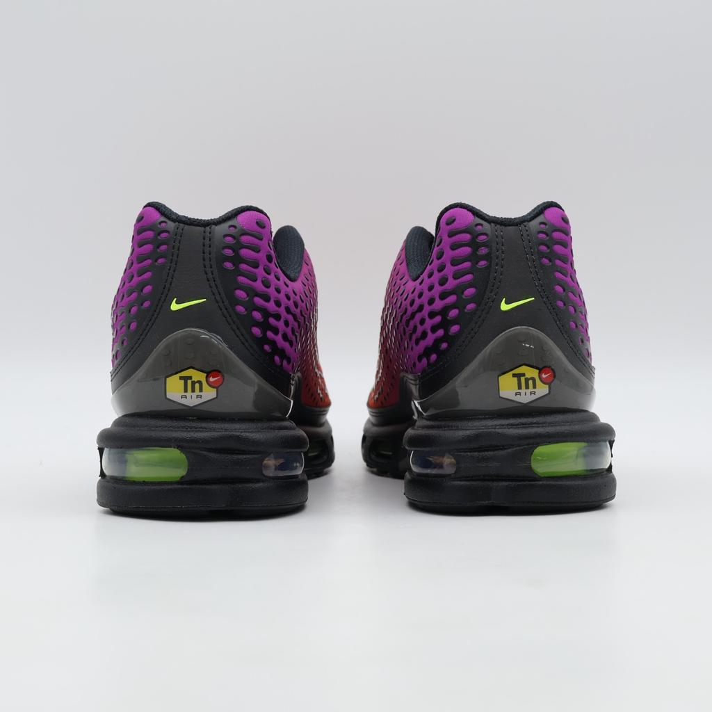 HQ2197-800 Nike Air Max Plus 7 Total Orange Volt (Men's)