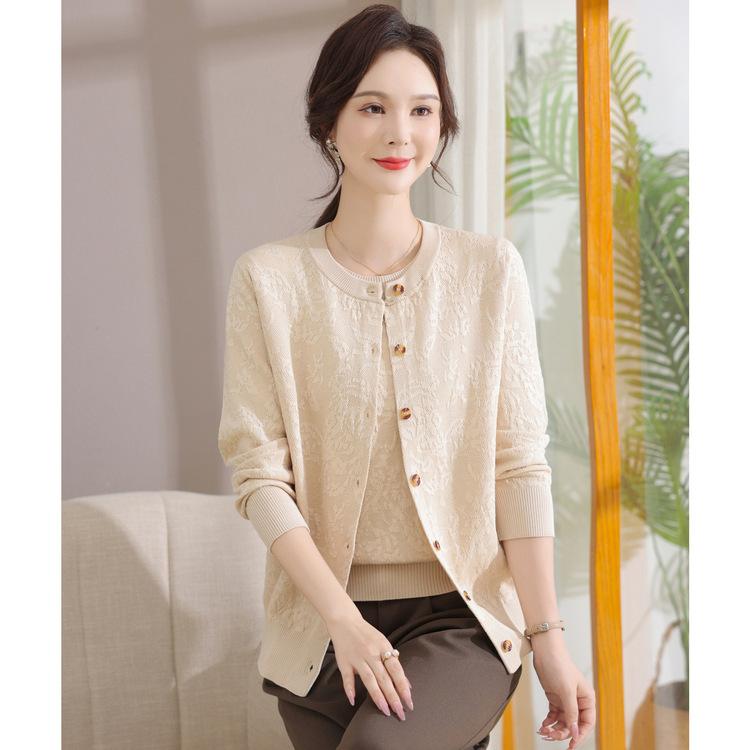 Mom's Autumn Knitted Cardigan Two-piece Set New Style Middle-aged and Elderly Women's Summer Long-sleeved Jacket Top