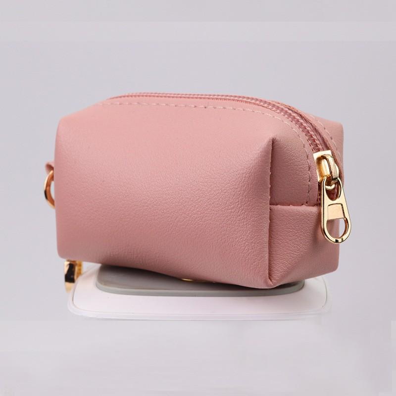 New Outdoor Dog Poop Bag Holder Durable Eco-friendly Pull-out PU Leather Pouch Metal Clip Smooth Pet Waste Disposal