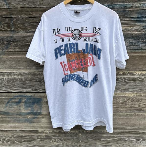 

Pearl Jam SCREWED me TICKETMASTER boycott Vintage T-Shirt XL RareTshirt Unisex T-Shirt XXXXL
