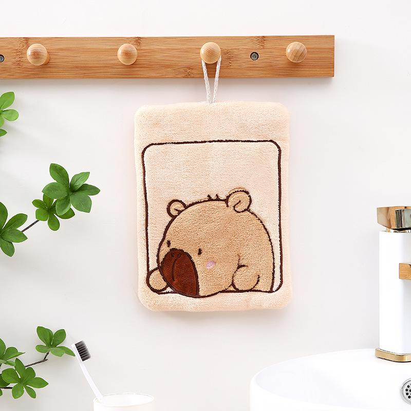 The new Kapibara kitchen hand towel household hanging coral fleece soft water absorption does not shed hair bathroom towel