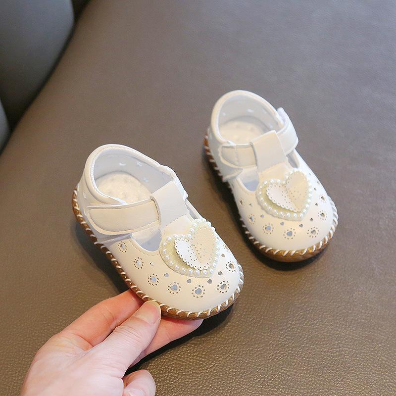 Spring and summer baby girl sandals 0-2 years old soft-soled non-slip baby princess shoes breathable leather shoes toddler shoes hole shoes