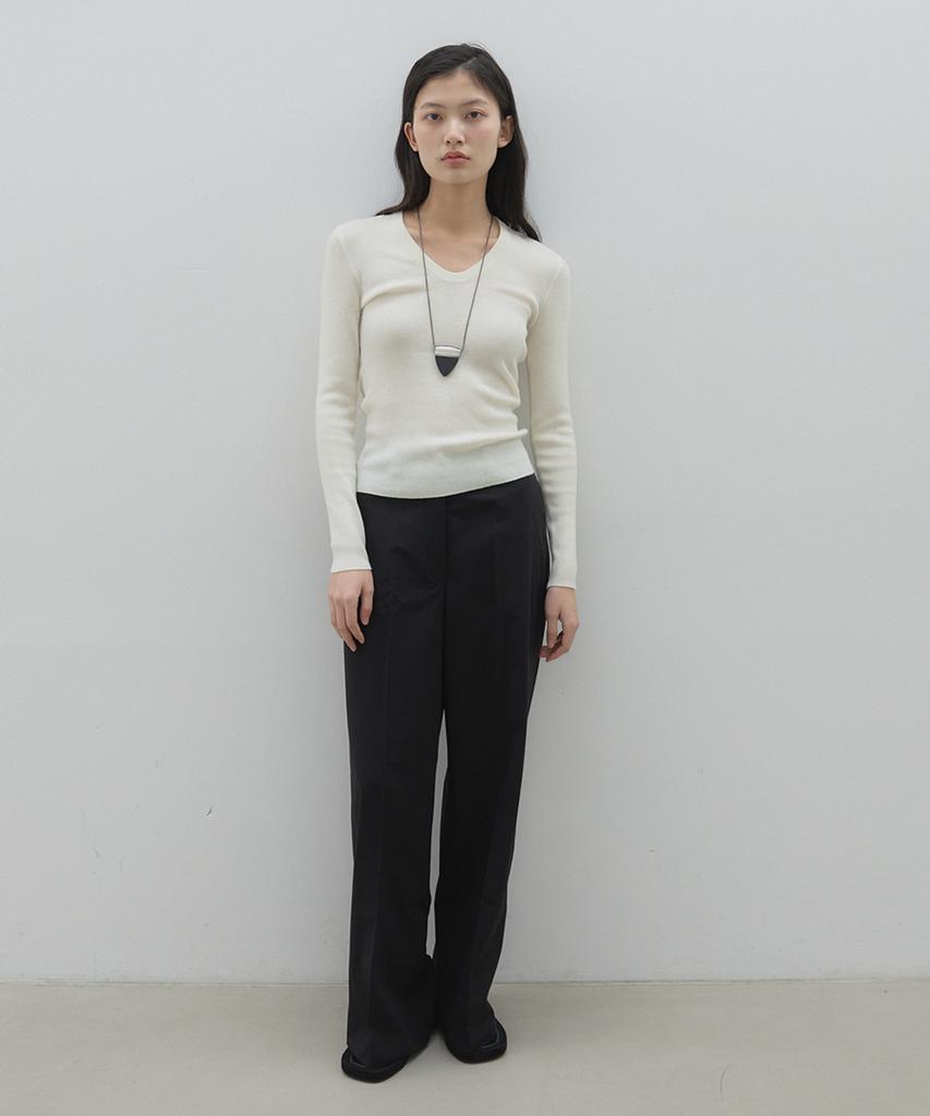 Mohe Wide Straight Slacks _ Black