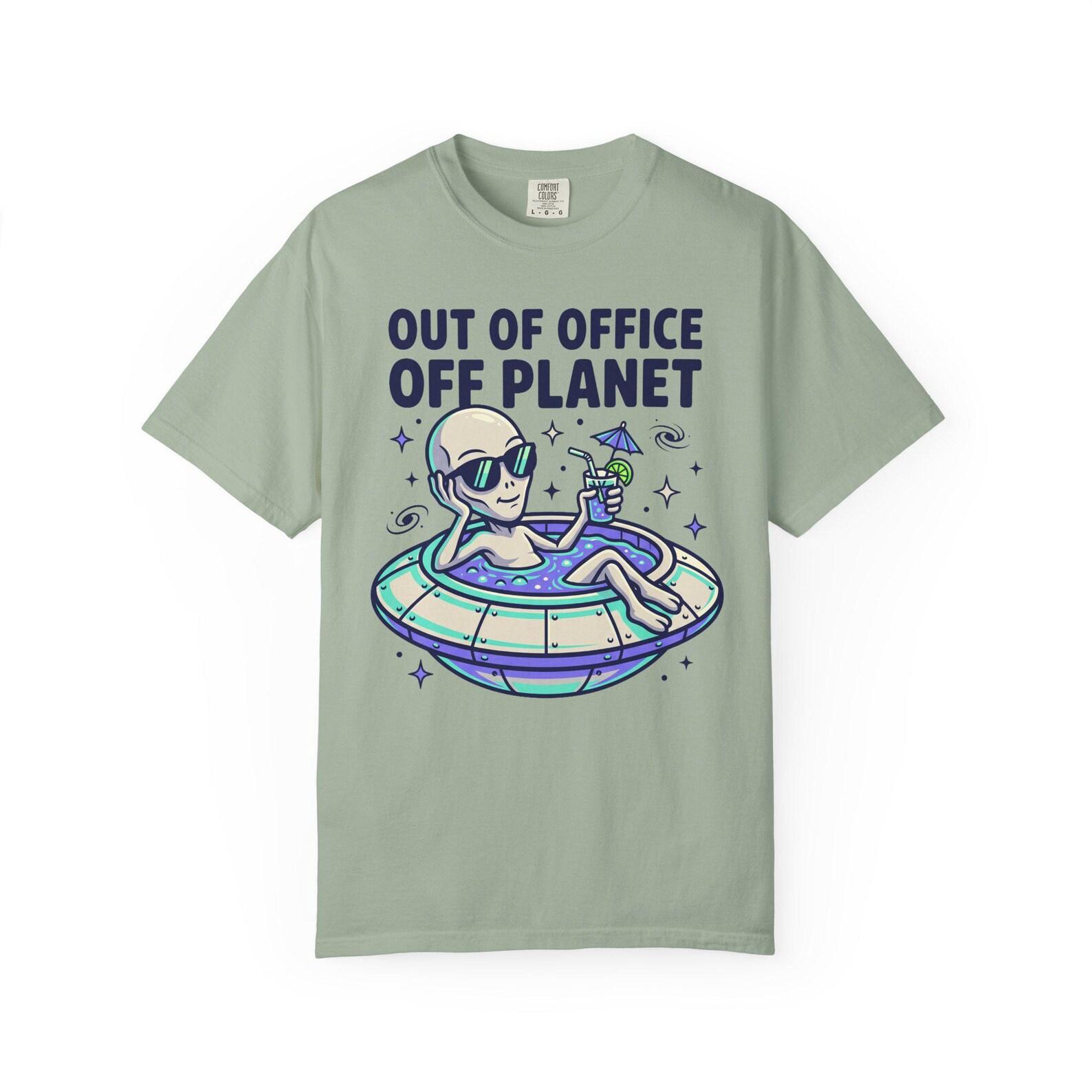 Out of Office Off Planet Alien Floatie T-Shirt | UFO Vacation Tee | Funny Summer Gift 3XL