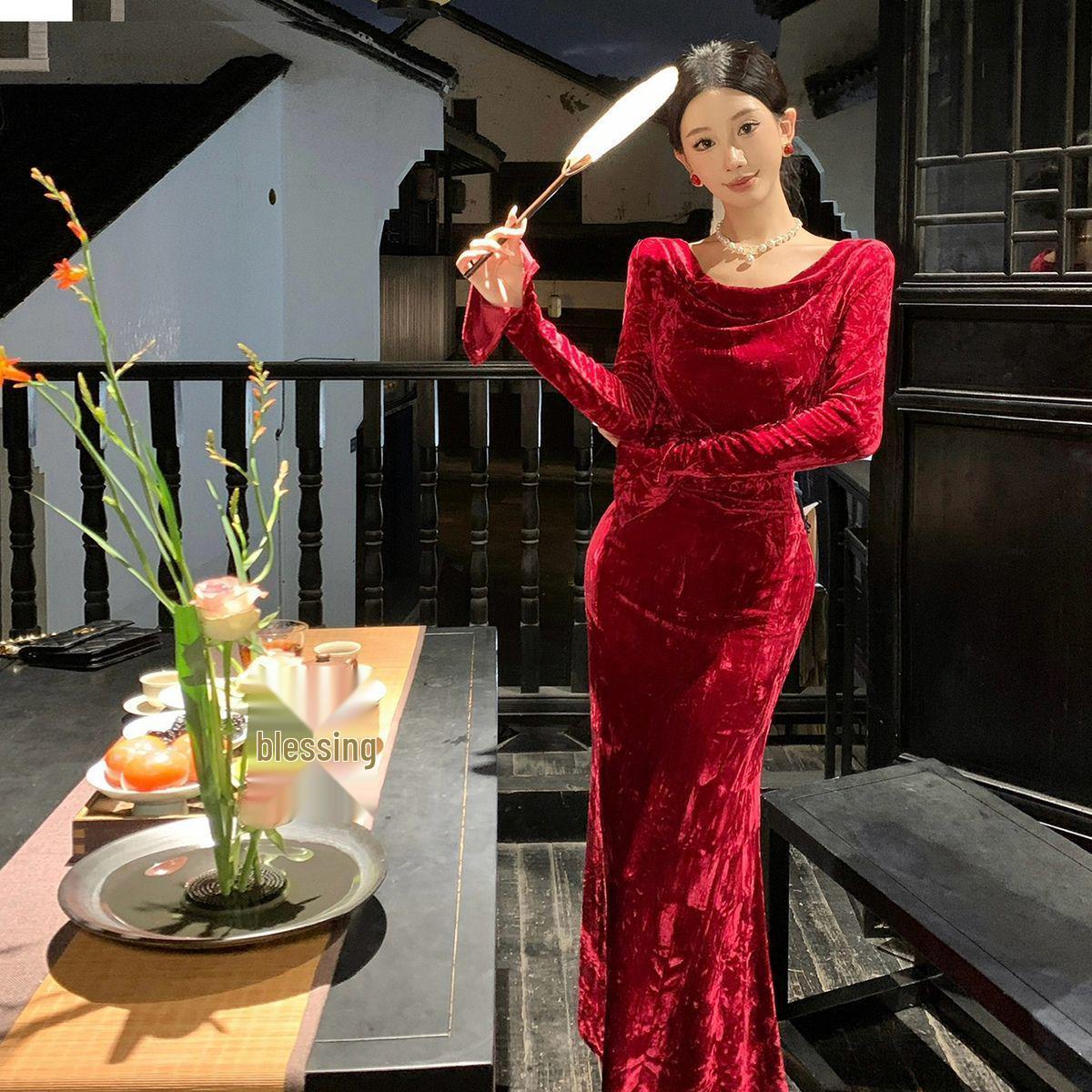 

Elegant Red French Draped Neckline Bodycon Dress S