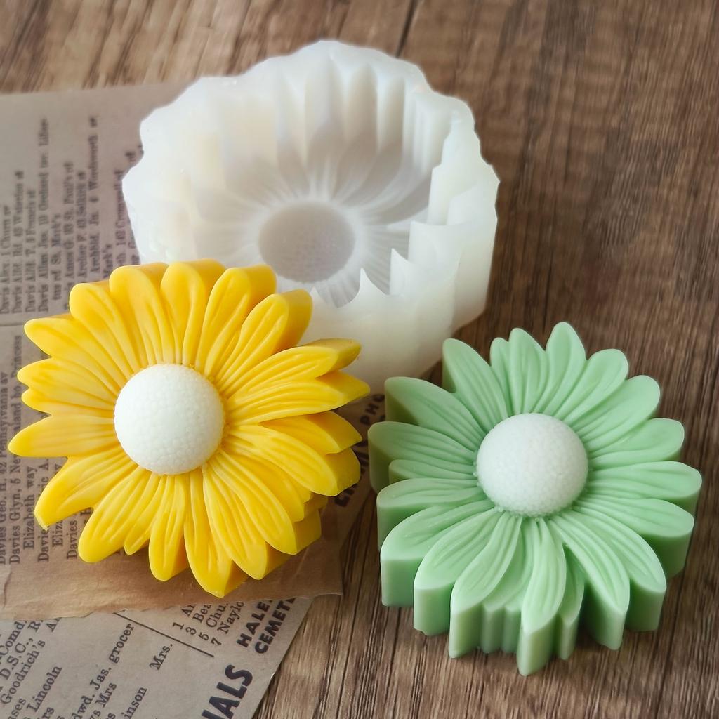 DIY Large Sunflower Daisy Mold Aromatherapy Candle Flower Drip Glue Resin Silicone Mold Exquisite Shape and Unique Design