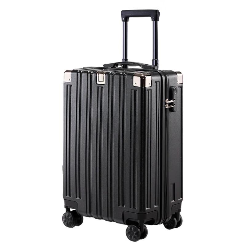 Rockland Pioneer Series 28-inch Lightweight Suitcase
