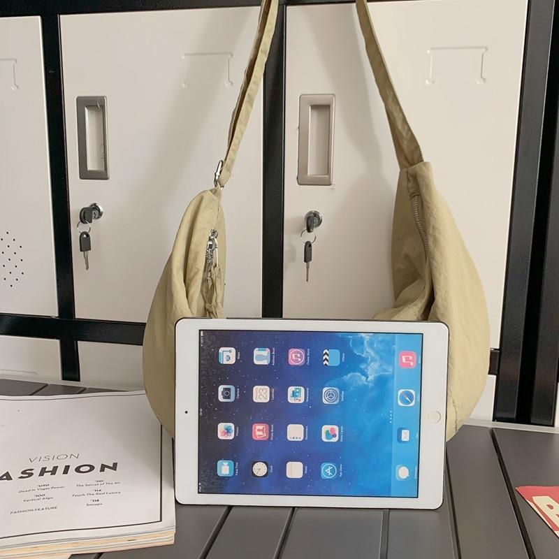 Nylon Bag Women's Bag New Versatile Dumpling Bag Light Large Capacity Shoulder Bag Moon Bag Messenger Bag