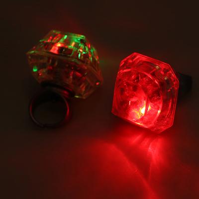 1Pc Led Blinklicht Bis Glowing Finger Ring Spielzeug Weihnachten Jahr Party Spielzeug