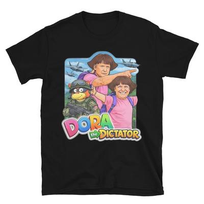 Maglietta Unisex Dora la Dittatrice Maglietta Satira Politica