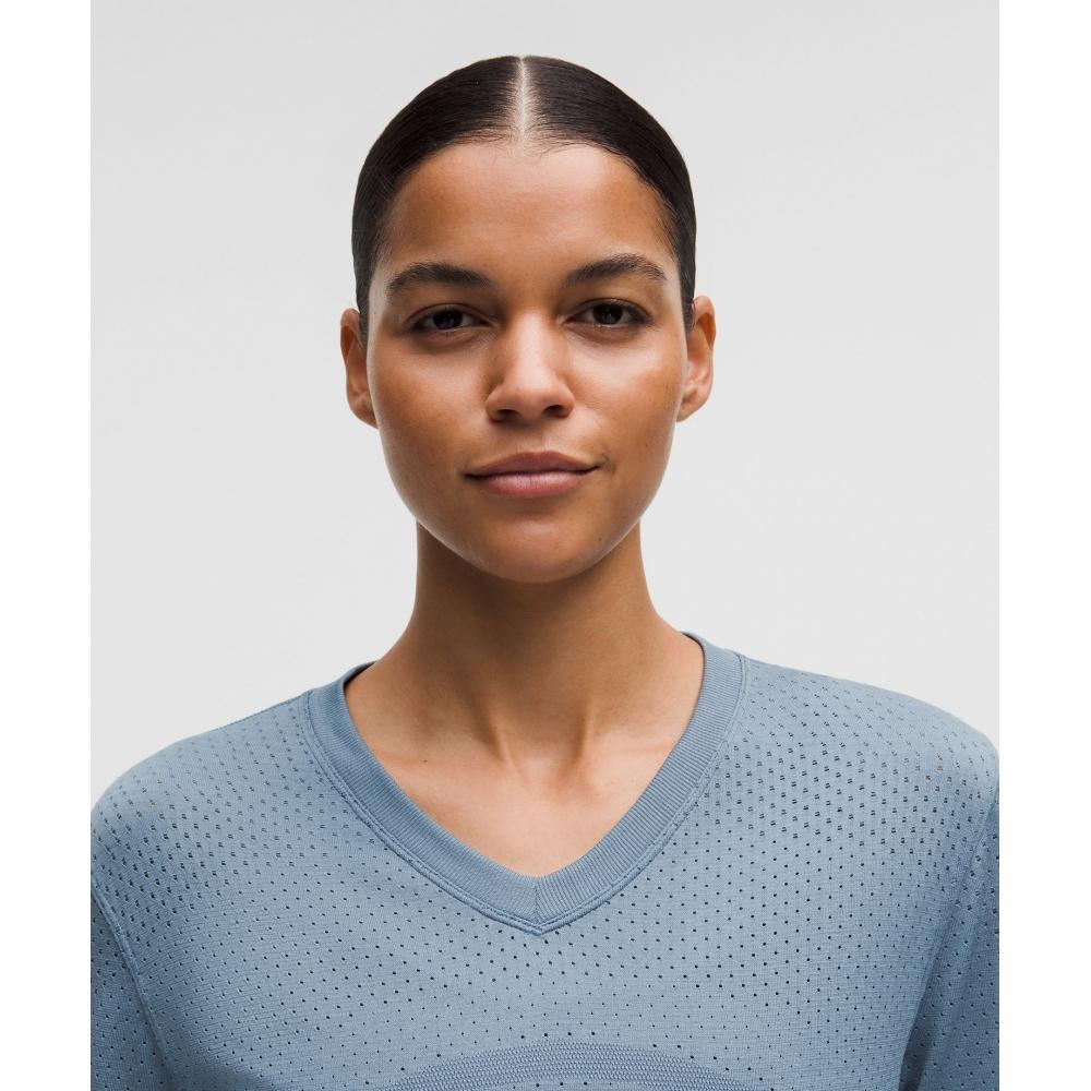 Lululemon Swiftly Open Hole V Neck Long sleeVe Shirt Steel Blue Steel Blue