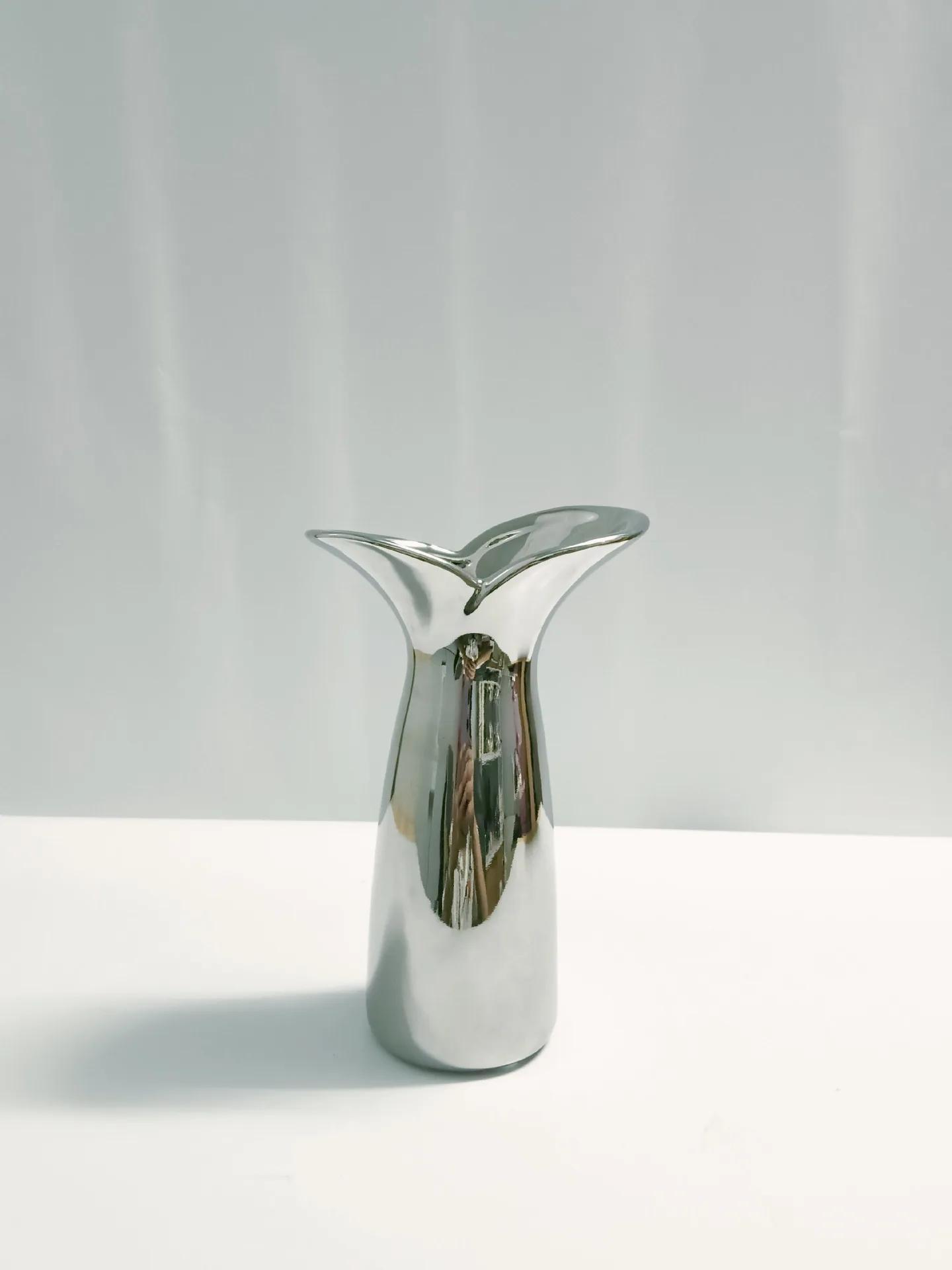 

Nordic modern style handmade electroplated vase home hotel dining table decoration ornament housewarming gift aesthetic design