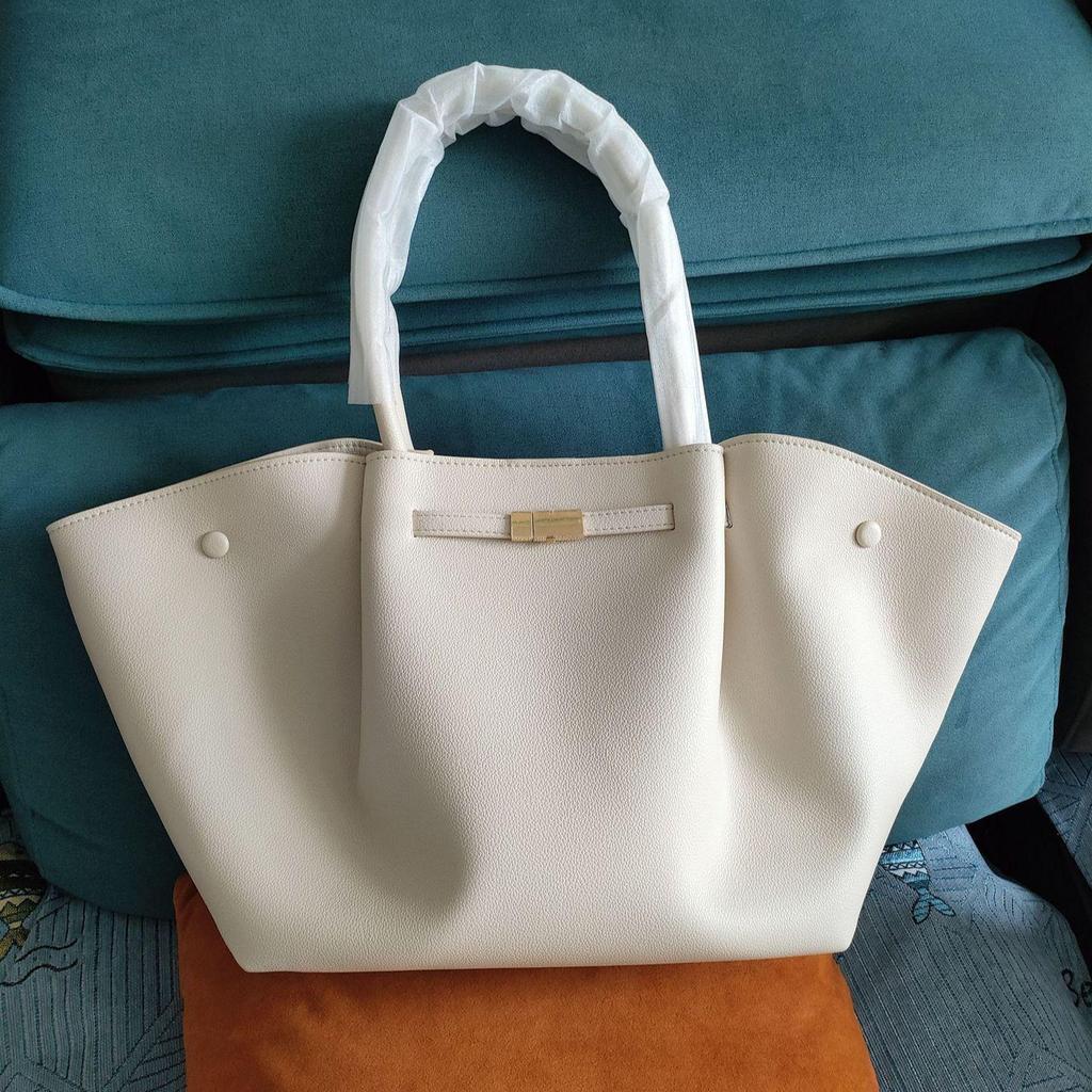 2025 Trendige Tragetasche mit großem Fassungsvermögen und Litschi-Muster – Europäischer & Amerikanischer Stil