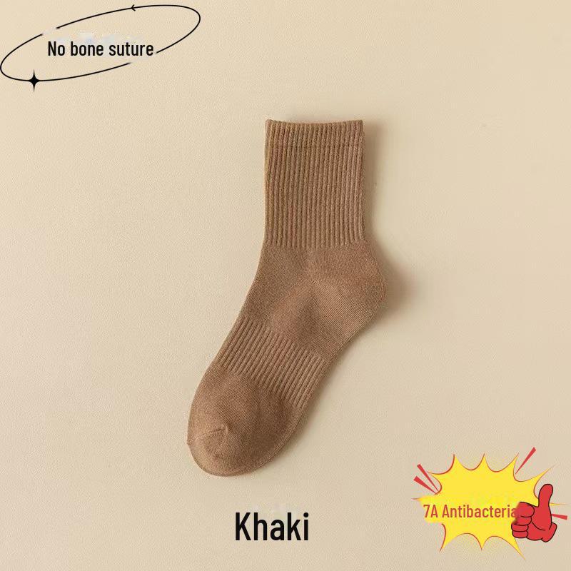 Men's and Women's Antibacterial Mid-Tube Cotton Sports Socks, Boneless and Anti-Pilling, for Autumn and Winter.