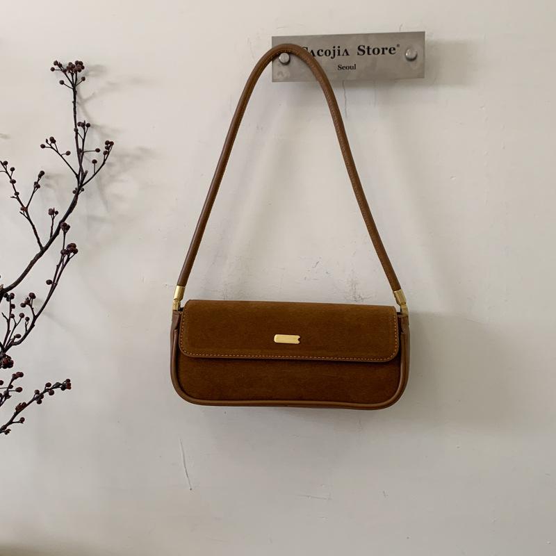 2025 Autumn New Underarm Bag Women's Fashion Texture Popular Foreign Style Niche Bag High Value Casual Handbag