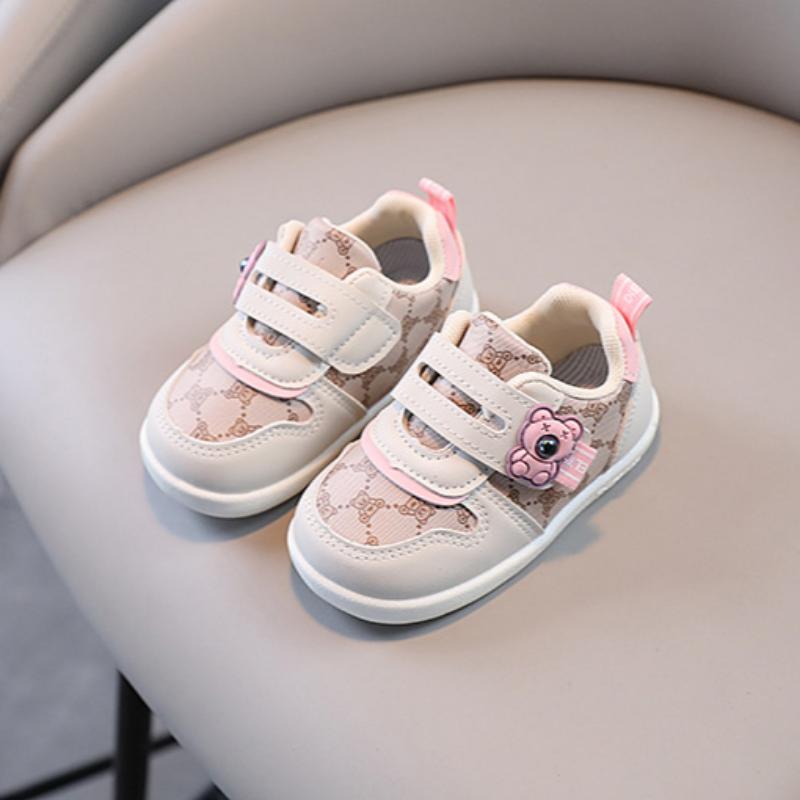 Soft-soled Toddler Shoes for Spring Baby Boys Sneakers Soft Leather Lightweight Baby Shoes