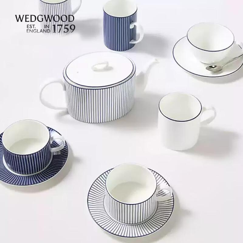 Wedgwood Blue Geometric 293M Mug Pair
