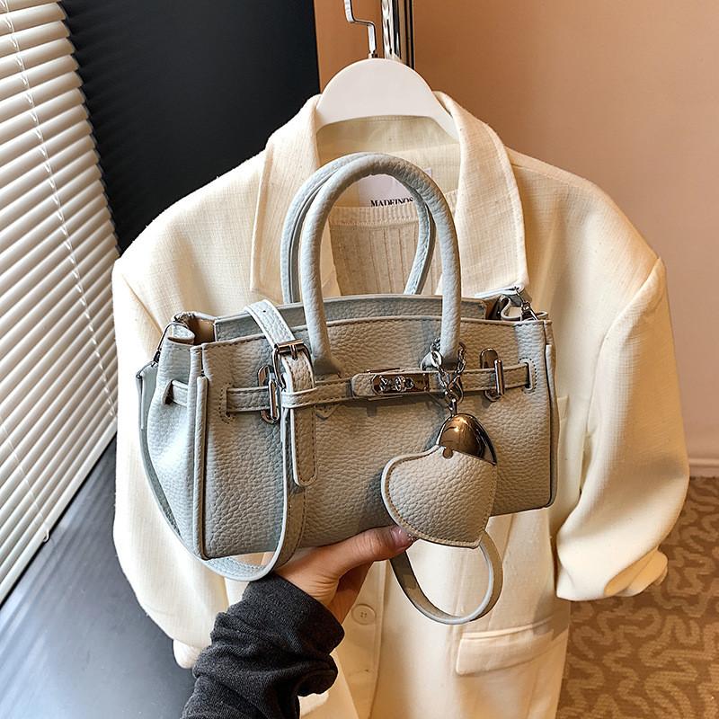 Pendant Symbol Heart Gold Handheld Purse Sewed Detailing Shoulder Strap Office