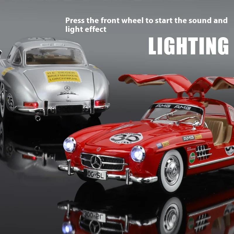 1/24 Mercedes Benz 300SL Latte Painting Modified Version Classic Car Alloy Diecast Model Vehicle Sound & Light Gift for Friend