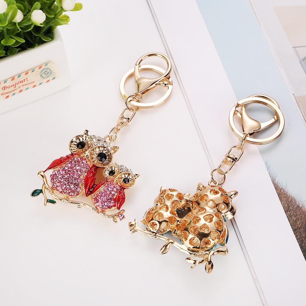 European Diamond-Studded Owl Keychain: Stylish Parent-Child Pendant for Bags & Cars