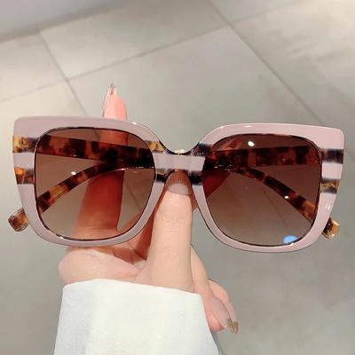 Occhiali da Sole Quadrati Oversize Nuovi alla Moda Gradiente da Esterno per Donna Trendy Moda Montatura Multicolor Occhiali