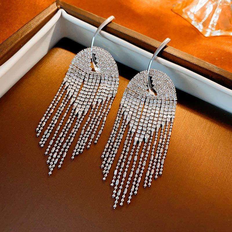 

Exquisite Rhinestone Tassel Geometric Silver Earrings: High-End Fashion Statement for Women