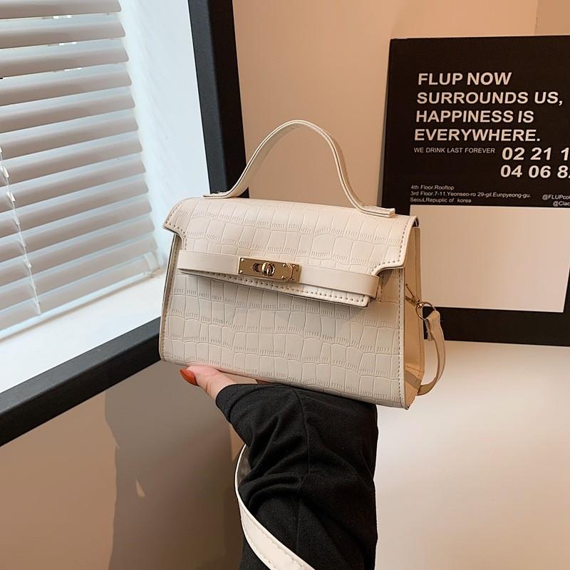 Stylish Handheld Square Bag For Women Chic Trendy Design Perfect For Daily Use