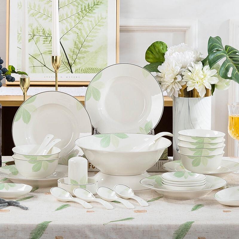 Zestaw ceramicznej zastawy stołowej Qianhua Zhike Jingdezhen