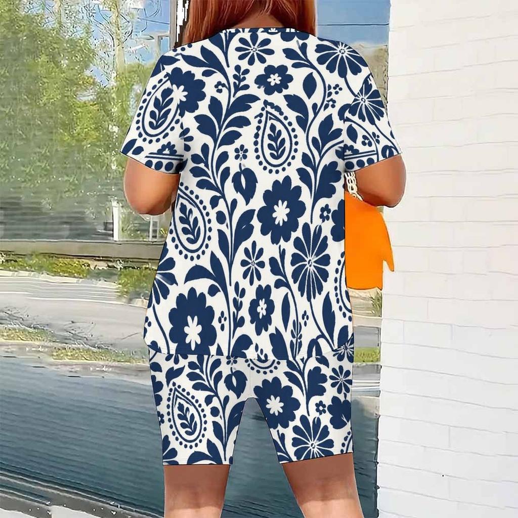 Women Plus Size Green Printed Round Neck Short Sleeve Top Fitted Shorts Two Piece Set