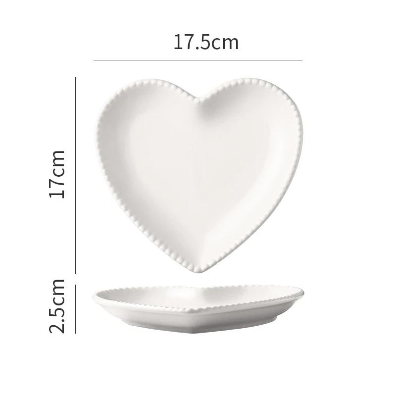 

Креативная керамическая тарелка в форме сердца, однотонная тарелка для торта, десертная тарелка, фруктовые тарелки, особая посуда для молекулярной кухни