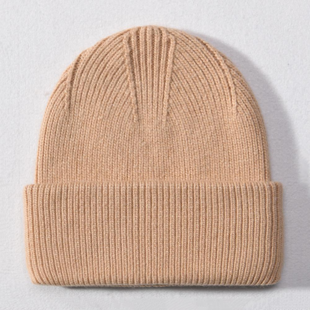 Custom Wool Beanie Hats for Women Luxury Warm Lambs Wool Knitted Winter Bennie for Business Travel Hand Drawn Logo