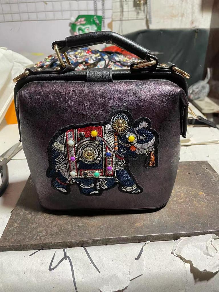 Women's 2022 Retro Embroidered Wide Strap Shoulder Bag - National Style Crossbody with Large Capacity