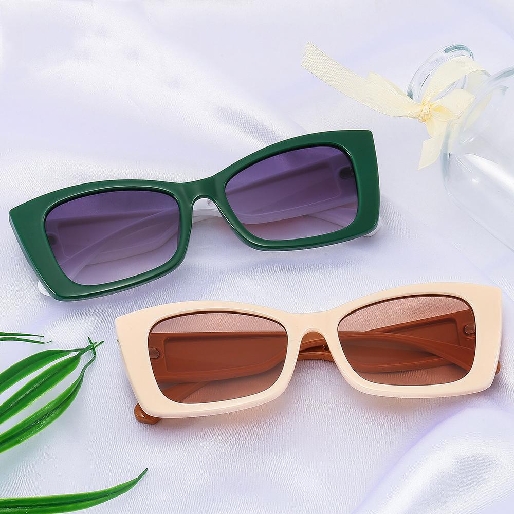 

Европейские и американские солнцезащитные очки «кошачий глаз» в маленькой оправе Модные очки «кошачий глаз» для мужчин и женщин