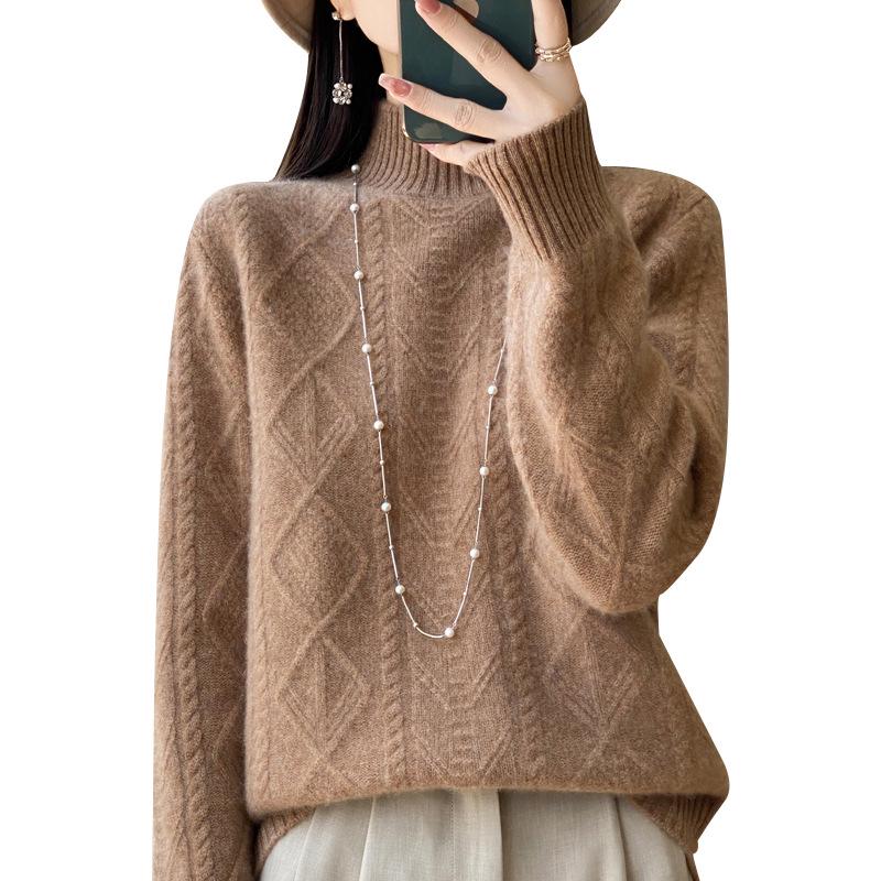 Autumn/Winter 2025 Women's Trendy Plus Size Wool Knit Half-High Neck Base Layer Sweater