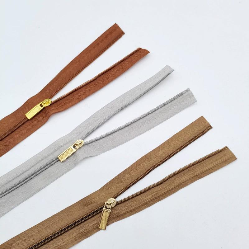 1/5 szt. Zamki na szpulce 20x2,5 cm Zamki do szycia Zamki nylonowe DIY Nierozdzielające się Akcesoria do szycia Rękodzieło Torby Szwy Drobne Kolorowe