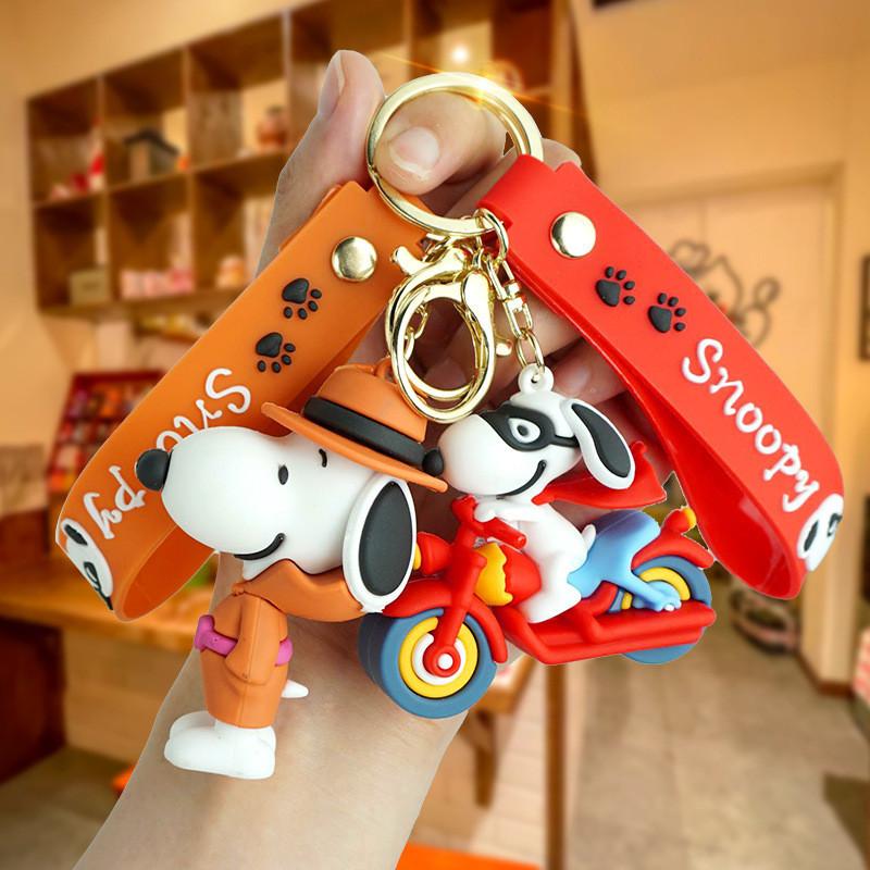 Rozkošný přívěsek na klíče Snoopy Stylový kreslený kroužek na klíče pro auto a tašku Doplňky