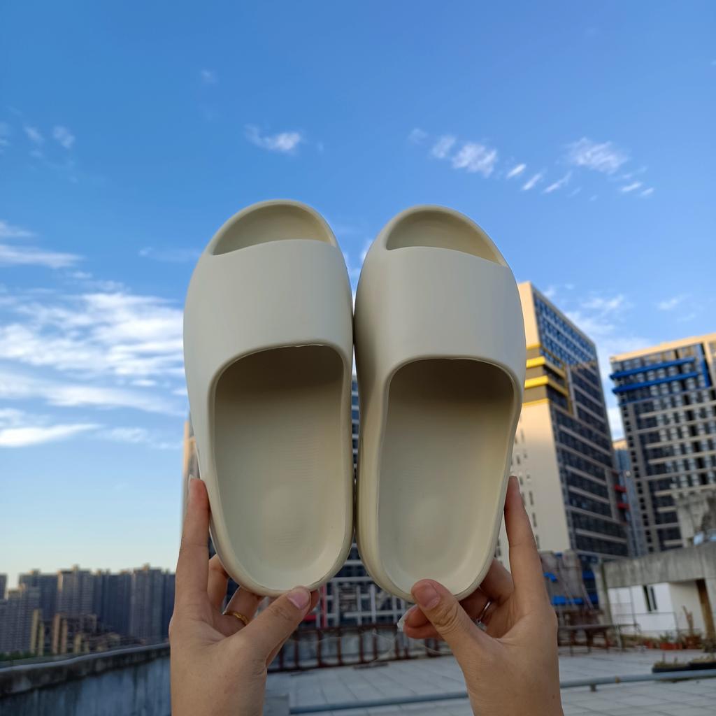 Men's New Slippers Fashion Thick-soled Non-slip Increased Indoor and Outdoor Couples EVA Sandals and Slippers