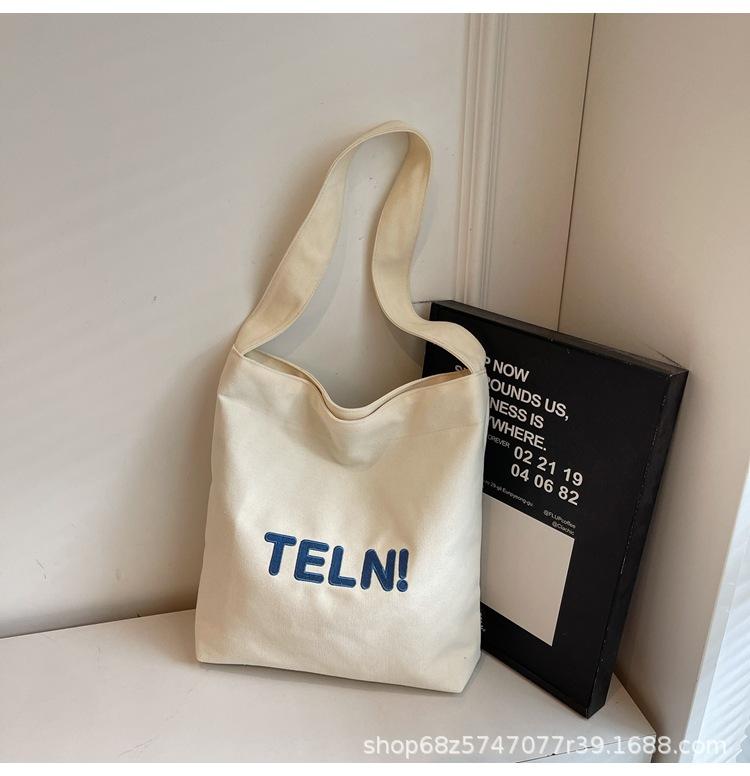 Shoulder bag, women's printed canvas bag, street large-capacity student bag, casual literary trendy brand canvas bag