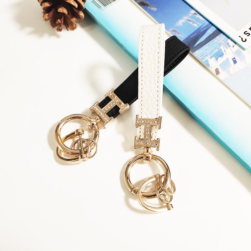 Goddess Diamond-Studded H-Shaped Lychee Grain Car Keychain - TikTok Hot Style, High-End Fashion