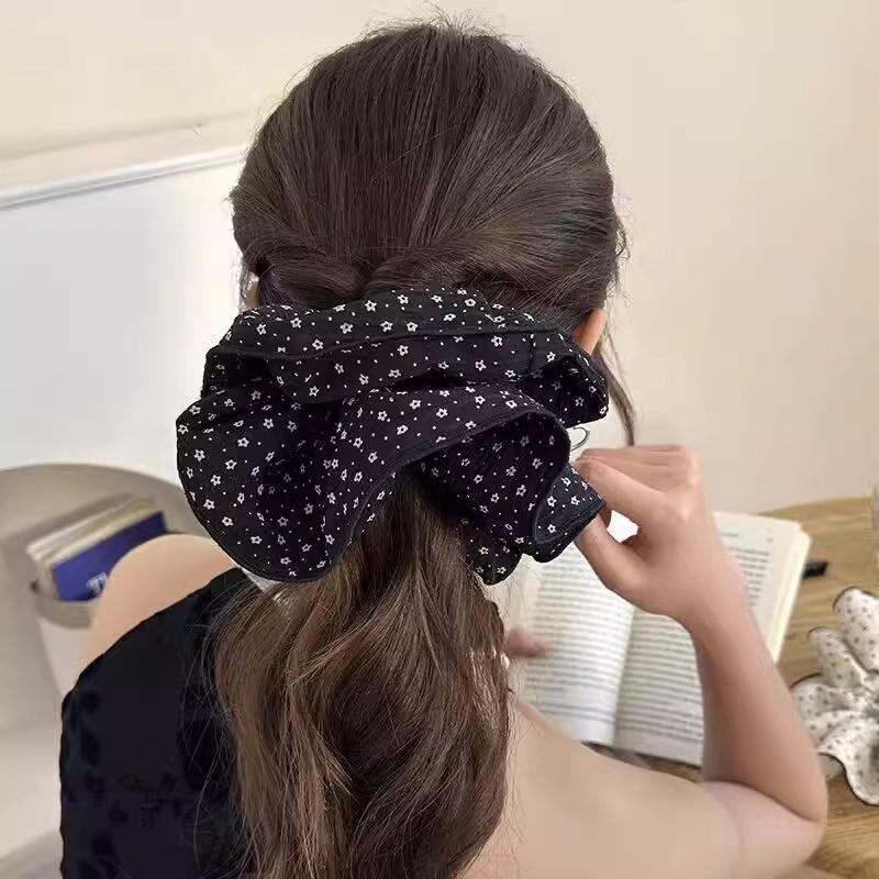 

Small fresh large intestine hair band female tie ball head hair rope gentle and versatile headrope sweet and cute does not hurt hair headgear summer чёрный