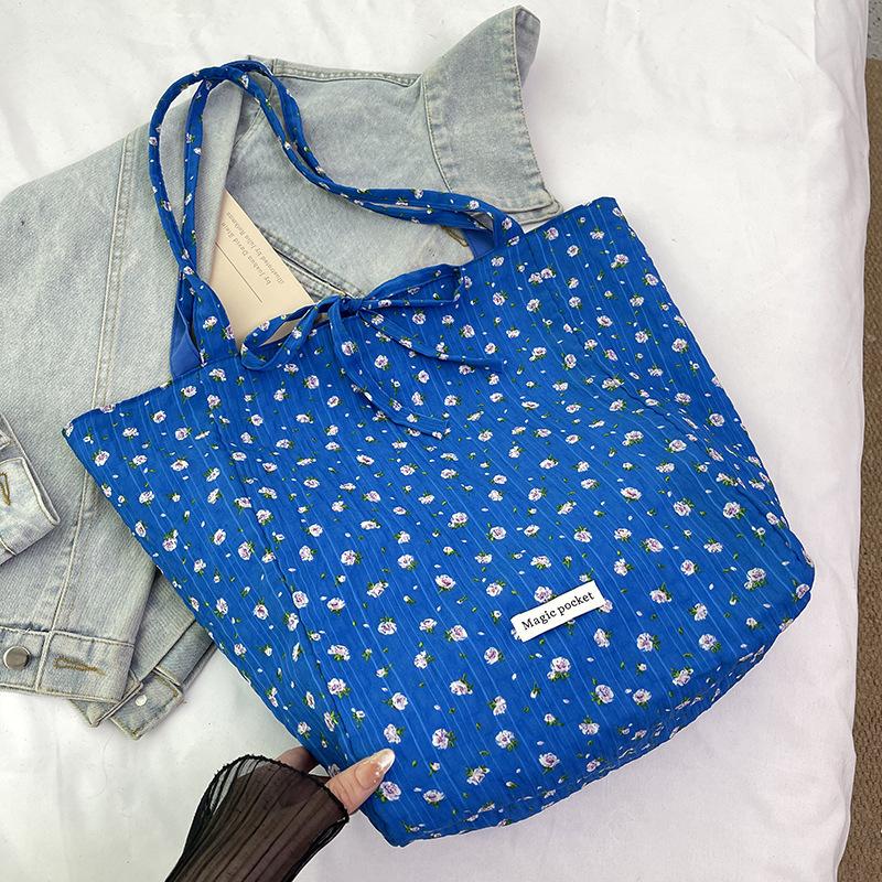 

2025 summer new Japanese and Korean niche large-capacity canvas bag floral tote bag shoulder bag niche hand bag синій