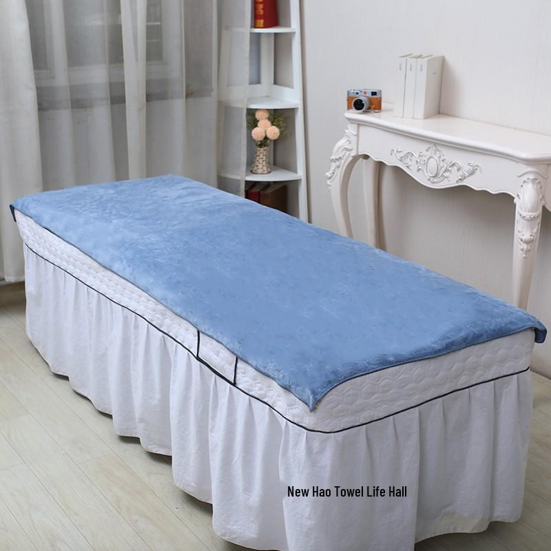 Large Soft Absorbent Bath Towel for Beauty Salons and Massage