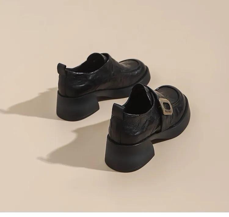 Fashion Womens Derby Shoes Autumn Slip-on Casual Female Sneakers Loafers With Fur Clogs Platform Shallow Mouth Round Toe British Style