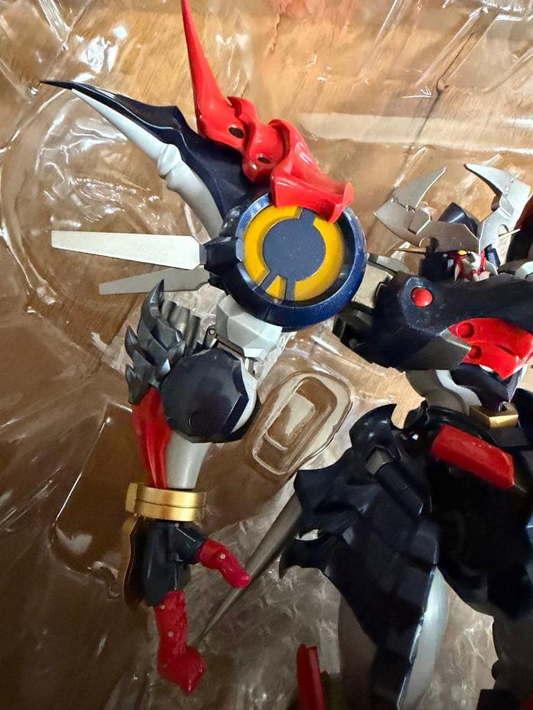 [USED] Discounted Sentinel Dyzengar RIOBOT Figure
