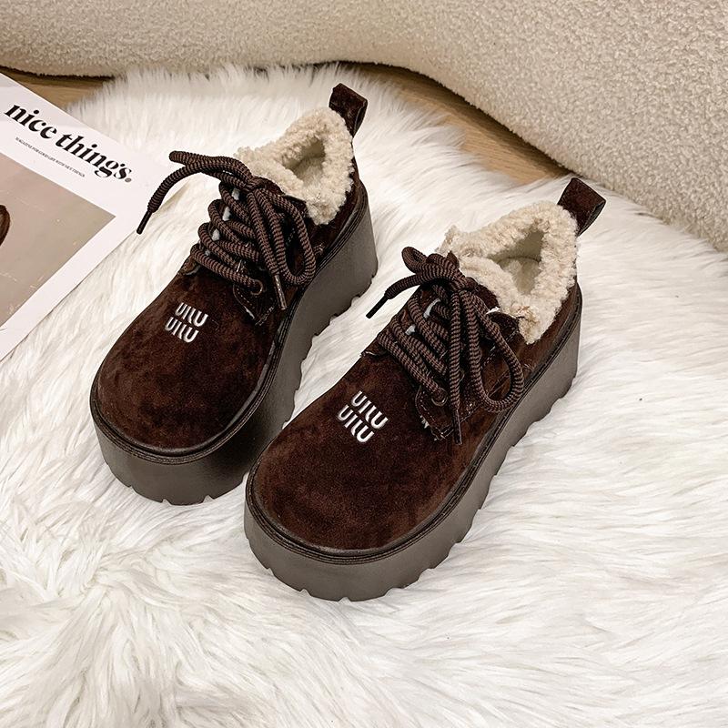 

thick-soled bread snow boots women s 2025 new winter women s shoes piled and thickened fluffy warm Birkenstocks cotton shoes 35